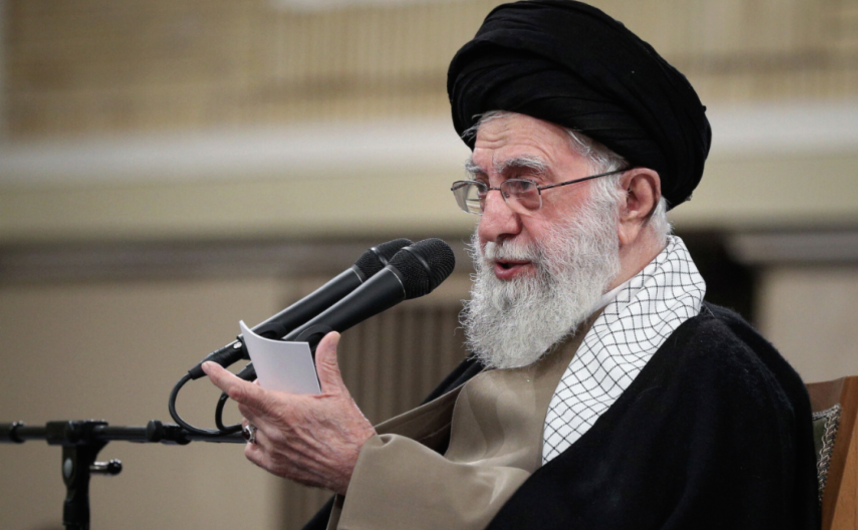Diserang oleh Israel, Pemimpin Tertinggi Iran Dihadapkan pada Pilihan Sulit